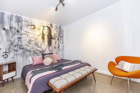 The Pink Hotel Coolangatta - Accommodation NSW 13