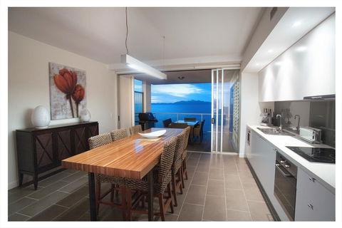 1 Bright Point Apartment 5201 - Accommodation NSW 3