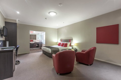 Platinum International - Accommodation NSW 1