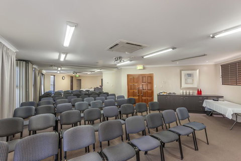 Platinum International - Accommodation NSW 38