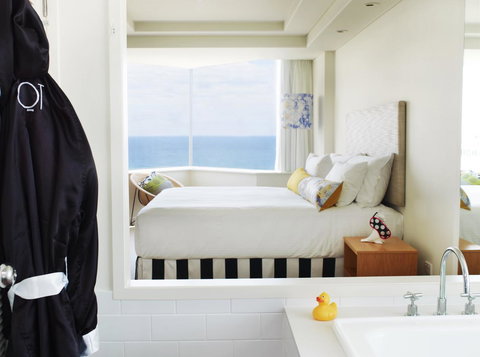 QT Gold Coast - Accommodation NSW 10