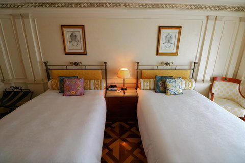 Imperial Hotel Gold Coast - Accommodation NSW 32