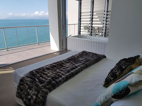 Penthouse On Bright Point - Accommodation NSW 6