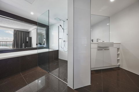 Novotel Surfers Paradise - Accommodation NSW 20