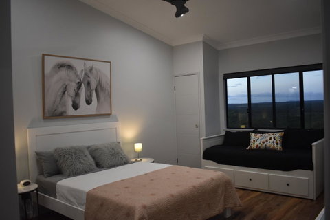 Ironbark House - Accommodation NSW 1