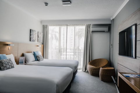 Novotel Cairns Oasis Resort - Accommodation NSW 3