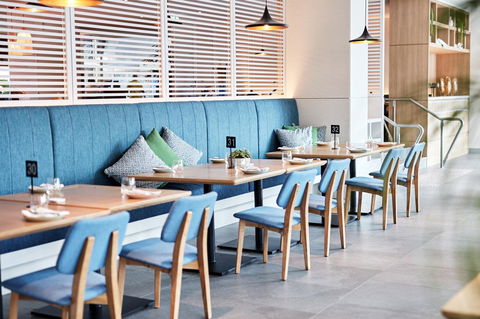 Novotel Cairns Oasis Resort - Accommodation NSW 7