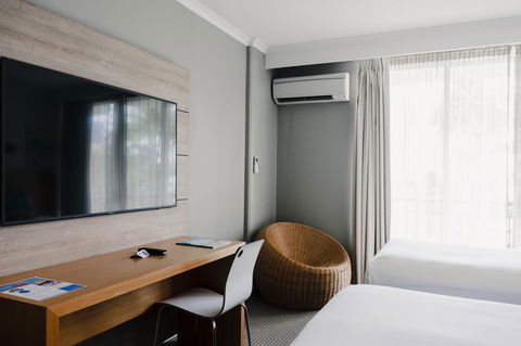 Novotel Cairns Oasis Resort - Accommodation NSW 26