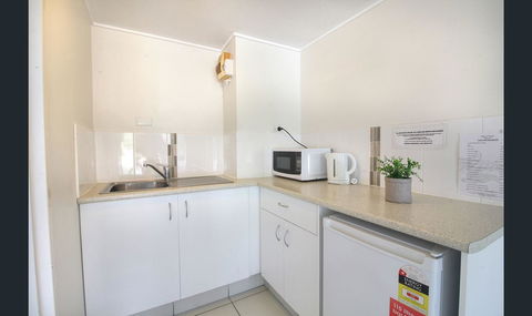 Bay Of Palms - Accommodation NSW 24