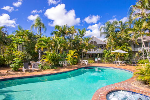 Bay Of Palms - Accommodation NSW 13