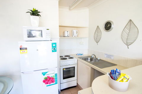 Bay Of Palms - Accommodation NSW 35