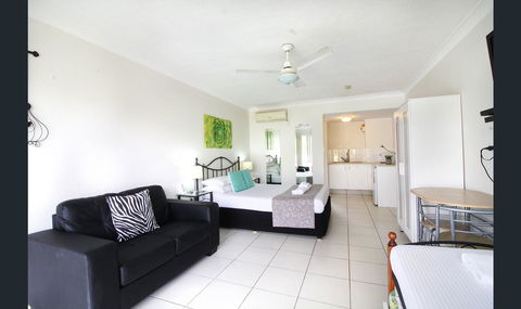 Bay Of Palms - Accommodation NSW 25
