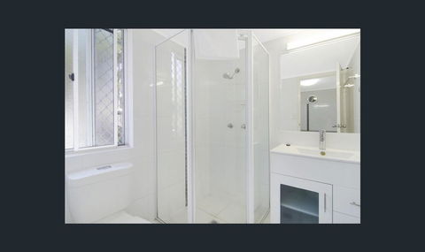 Bay Of Palms - Accommodation NSW 11