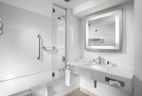 Amora Hotel Brisbane - Accommodation NSW 6