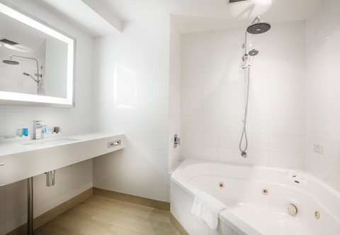 Amora Hotel Brisbane - Accommodation NSW 16