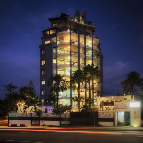 Komune Resort And Beach Club Greenmount Beach - Accommodation NSW 15