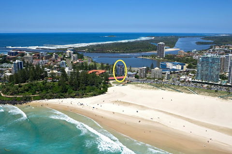 Komune Resort And Beach Club Greenmount Beach - Accommodation NSW 0