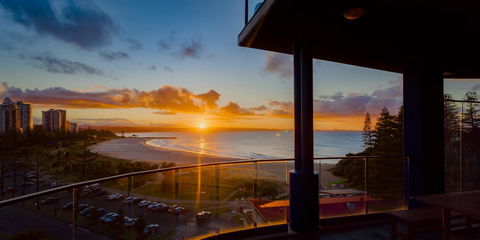 Komune Resort And Beach Club Greenmount Beach - Accommodation NSW 10