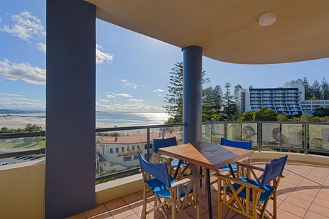 Komune Resort And Beach Club Greenmount Beach - Accommodation NSW 24