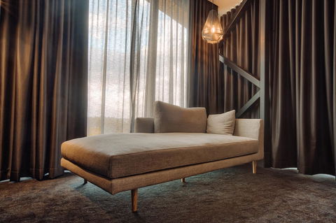 Eatons Hill Hotel - Accommodation NSW 13