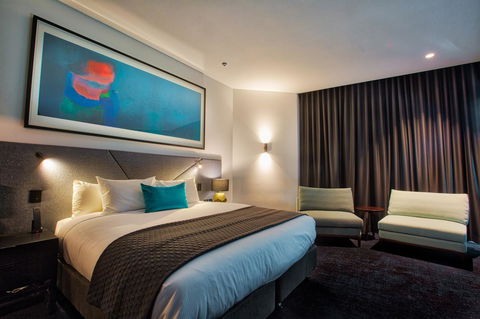 Eatons Hill Hotel - Accommodation NSW 12