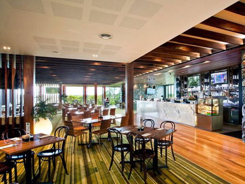 Eatons Hill Hotel - Accommodation NSW 6