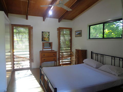 1770 Southern Cross Travellers Retreat - Accommodation NSW 14