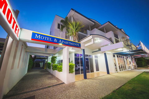 Cosmopolitan Motel & Serviced Apartments - Accommodation NSW 0