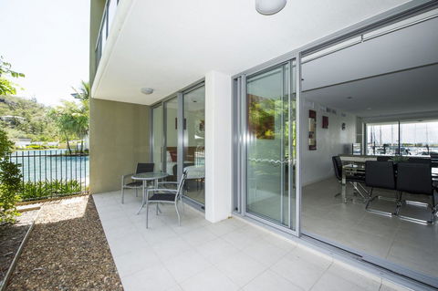Blue On Blue Apartment 914 - Accommodation NSW 2