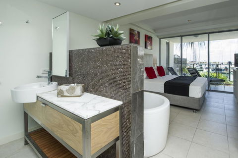 Blue On Blue Apartment 914 - Accommodation NSW 3