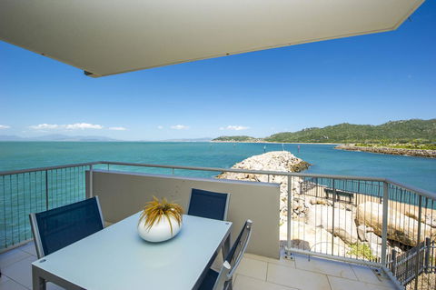 1 Bright Point Apartment 4201 - Accommodation NSW 3