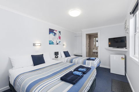 Wattle Grove Motel Maryborough - Accommodation NSW 1