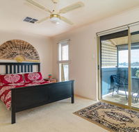 West Lakes Townhouse - Accommodation NSW