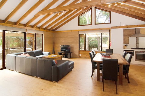 Woodstone Possum Cottage - Accommodation NSW 3