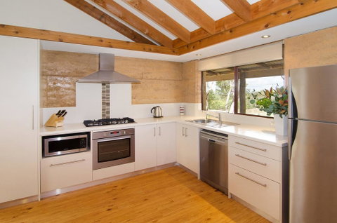Woodstone Possum Cottage - Accommodation NSW 1