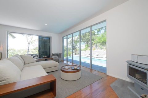 YARINGA - Retreat Style Accomodation With Swimming Pool - Accommodation NSW 0