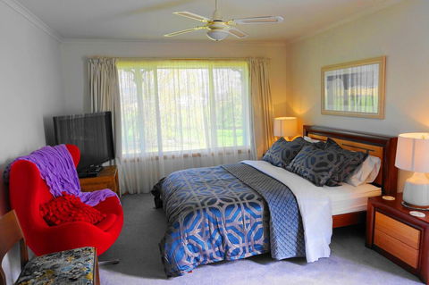 Yarragon 4 Bedroom House In Gippsland - Accommodation NSW 2