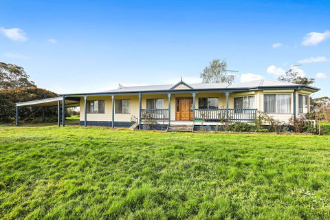 Yarragon 4 Bedroom House In Gippsland - Accommodation NSW 1