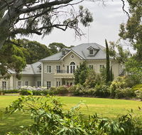 Yatahlia Manor Luxury Homestay - Accommodation NSW