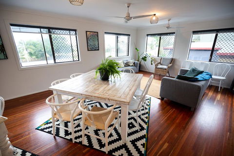 Yeppoon Beachhouse - Accommodation NSW 2