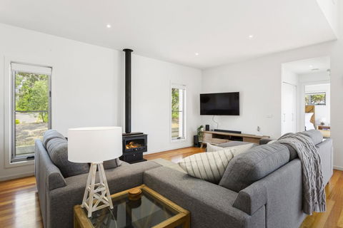 YOU, ME AND THE SEA - BLAIRGOWRIE - Accommodation NSW 1