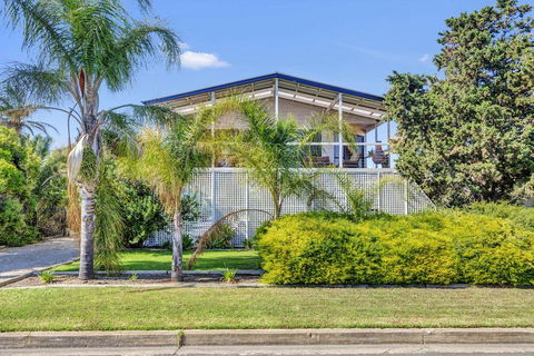 Zephyr Shores - Accommodation NSW 2