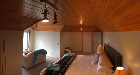 Rose Cottage Sisters Beach Accommodation - Accommodation NSW 2