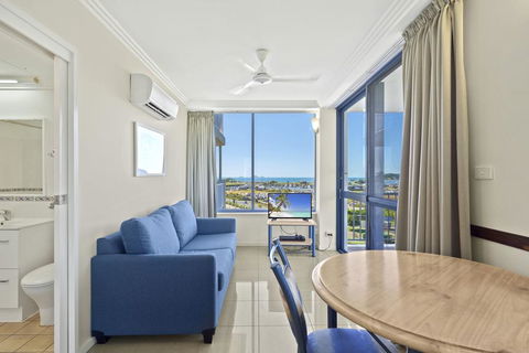 AirliediseNO Hills5min Walk 2 Port Of Airlie/Ferry TerminalWiFiNetflix - Accommodation NSW 3