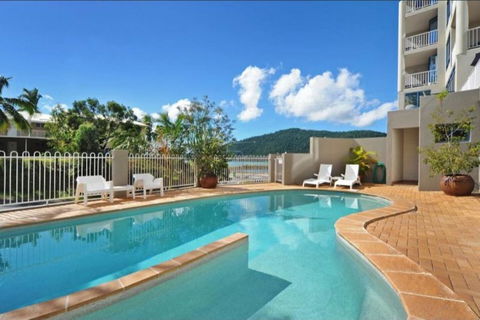 AirliediseNO Hills5min Walk 2 Port Of Airlie/Ferry TerminalWiFiNetflix - Accommodation NSW 2
