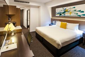 Mercure Sunshine Coast Kawana Waters - Accommodation NSW 4