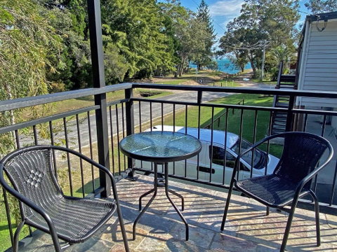A BEACH AFFAIR - Accommodation NSW 0