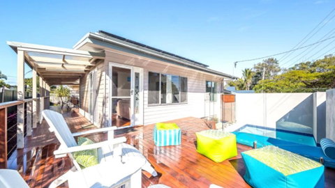 A Beachside Beauty With Pool - Accommodation NSW 2