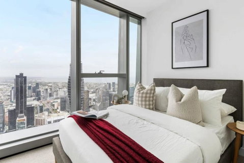 A Chic 2BR Apt With Panoramic Views FREE Parking - Accommodation NSW 2