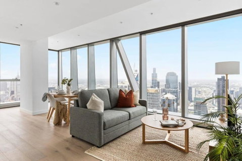 A Chic 2BR Apt With Panoramic Views FREE Parking - Accommodation NSW 1